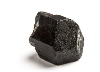 Описание и свойства камня Шерл (Черный Турмалин)
